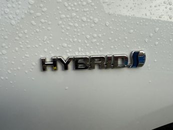 Toyota Prius 1.8 VVT-h Business Edition CVT Euro 6