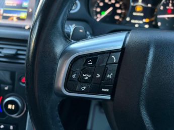 Land Rover Discovery Sport 2.0 TD4 SE Tech Auto 4WD Euro 6 (s/s) 5dr