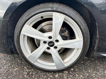 Audi A4 2.0 TDI 30 S line S Tronic Euro 6 (s/s) 4dr