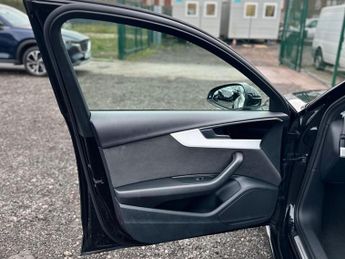 Audi A4 2.0 TDI 30 S line S Tronic Euro 6 (s/s) 4dr