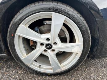 Audi A4 2.0 TDI 30 S line S Tronic Euro 6 (s/s) 4dr