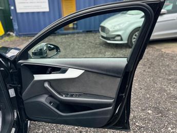 Audi A4 2.0 TDI 30 S line S Tronic Euro 6 (s/s) 4dr