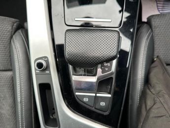 Audi A4 2.0 TDI 30 S line S Tronic Euro 6 (s/s) 4dr