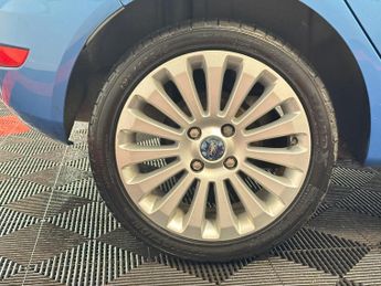 Ford Fiesta 1.4 Titanium 5dr