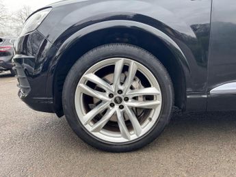 Audi Q7 3.0 TDI V6 S line Tiptronic quattro Euro 6 (s/s) 5dr