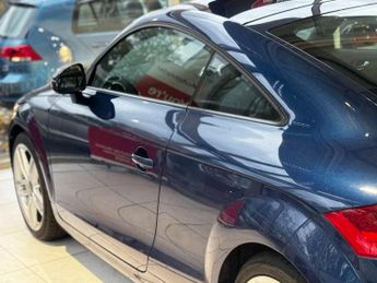 Audi TT 2.0 TFSI Sport S Tronic quattro Euro 5 (s/s) 3dr