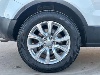 Land Rover Range Rover Evoque 2.0 TD4 SE Tech Auto 4WD Euro 6 (s/s) 3dr