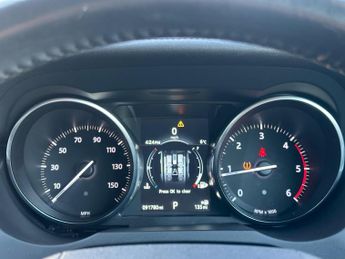 Land Rover Range Rover Evoque 2.0 TD4 SE Tech Auto 4WD Euro 6 (s/s) 3dr