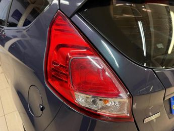 Ford Fiesta 1.0T EcoBoost Zetec Euro 5 (s/s) 3dr