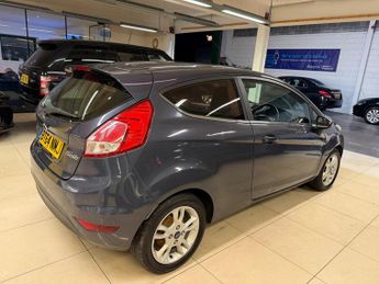Ford Fiesta 1.0T EcoBoost Zetec Euro 5 (s/s) 3dr