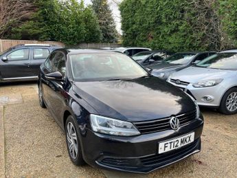 Volkswagen Jetta 1.6 TDI BlueMotion Tech S DSG Euro 5 (s/s) 4dr
