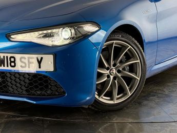 Alfa Romeo Giulia 2.0T Veloce Auto Euro 6 (s/s) 4dr