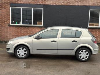 Vauxhall Astra 1.6i 16v Life 5dr