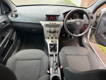 Vauxhall Astra 1.6i 16v Life 5dr