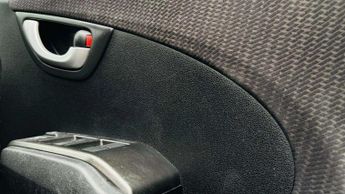 Honda Jazz 1.4 i-VTEC ES Plus CVT Euro 5 5dr