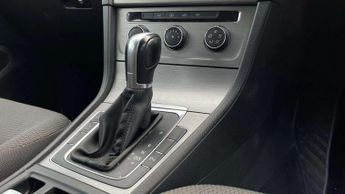 Volkswagen Golf 1.6 TDI BlueMotion Tech Match DSG Euro 5 (s/s) 5dr