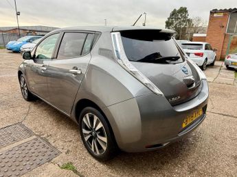 Nissan Leaf 24kWh Tekna Auto 5dr