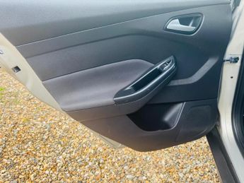 Ford Focus 1.5 TDCi Titanium Powershift Euro 6 (s/s) 5dr