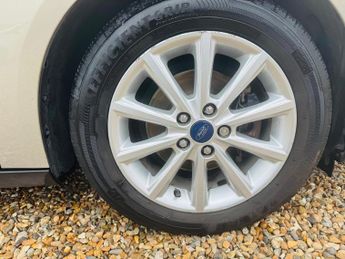 Ford Focus 1.5 TDCi Titanium Powershift Euro 6 (s/s) 5dr