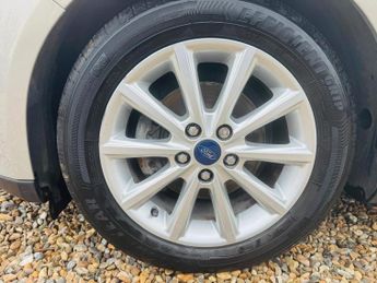Ford Focus 1.5 TDCi Titanium Powershift Euro 6 (s/s) 5dr