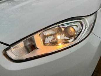 Ford Fiesta 1.6 Zetec Powershift Euro 5 5dr