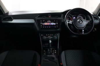 Volkswagen Tiguan 1.4 TSI SE Navigation DSG 4Motion Euro 6 (s/s) 5dr