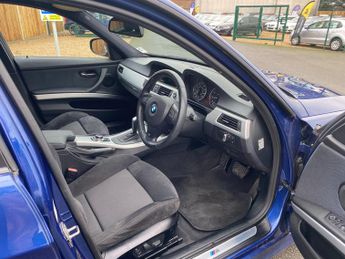 BMW 3 Series 2.0 320i M Sport Touring 5dr Petrol Steptronic Euro 4 (170 ps)