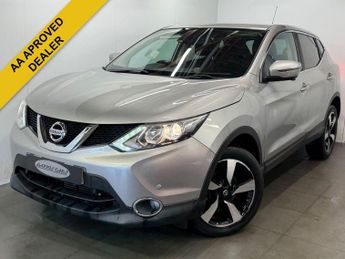 Nissan Qashqai 1.6 dCi N-Connecta SUV 5dr Diesel XTRON 2WD Euro 6 (s/s) (130 ps
