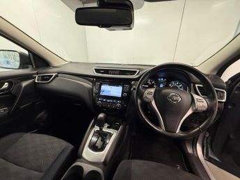 NISSAN QASHQAI 1.6 dCi N-Connecta SUV 5dr Diesel XTRON 2WD Euro 6 (s/s) (130 ps