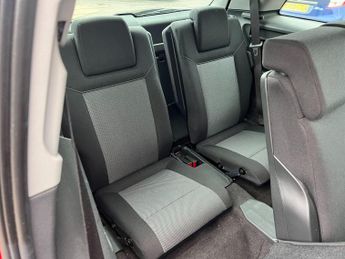 Vauxhall Zafira 1.7 CDTi ecoFLEX Design MPV 5dr Diesel Manual Euro 5 (110 ps)