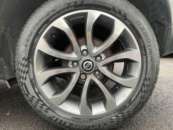 Nissan Juke 1.6 Tekna SUV 5dr Petrol XTRON Euro 6 (117 ps)