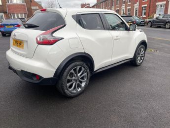 Nissan Juke 1.6 Tekna SUV 5dr Petrol XTRON Euro 6 (117 ps)