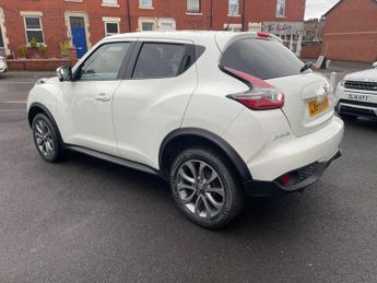 Nissan Juke 1.6 Tekna SUV 5dr Petrol XTRON Euro 6 (117 ps)