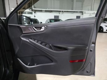 Hyundai IONIQ 1.6 h-GDi 8.9kWh Premium SE DCT Euro 6 (s/s) 5dr