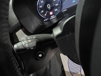 Volvo XC40 1.5h T4 Recharge 10.7kWh Inscription Auto Euro 6 (s/s) 5dr