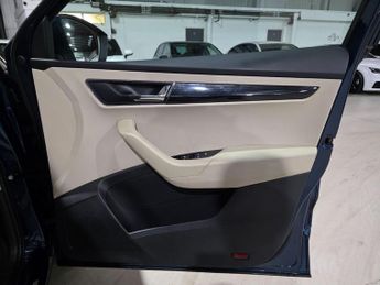 Skoda Karoq 1.5 TSI ACT SE L DSG Euro 6 (s/s) 5dr