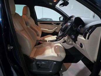 Skoda Karoq 1.5 TSI ACT SE L DSG Euro 6 (s/s) 5dr