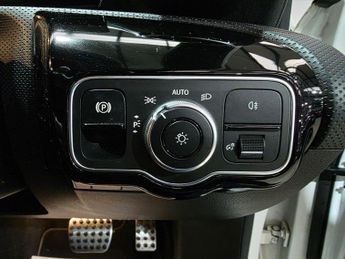 Mercedes-Benz A Class 2.0 A200d AMG Line 8G-DCT Euro 6 (s/s) 5dr