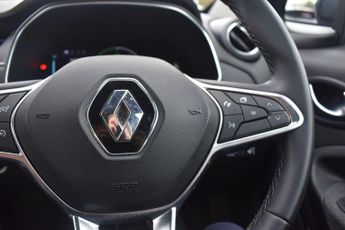 Renault Zoe R135 EV50 52kWh Riviera Auto 5dr (Rapid Charge)