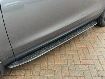 Land Rover Discovery 3.0 TD V6 HSE Auto 4WD Euro 6 (s/s) 5dr