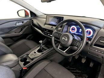 Nissan Qashqai 1.3 DIG-T MHEV N-Connecta Euro 6 (s/s) 5dr