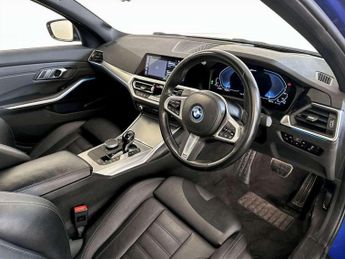 BMW 3 Series 2.0 330e 12kWh M Sport Auto xDrive Euro 6 (s/s) 4dr