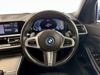 BMW 3 Series 2.0 330e 12kWh M Sport Auto xDrive Euro 6 (s/s) 4dr