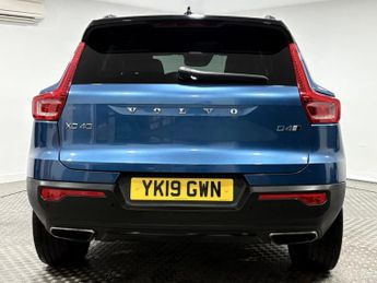 Volvo XC40 2.0 D4 R-Design Pro Auto AWD Euro 6 (s/s) 5dr
