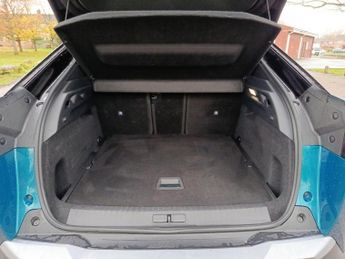 Peugeot 3008 1.2 HYBRID GT SUV 5dr Petrol Hybrid e-DSC6 Euro 6 (s/s) (136 ps)