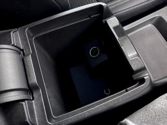 Ford Kuga 2.5 EcoBoost Duratec 14.4kWh Titanium First Edition SUV 5dr Petr