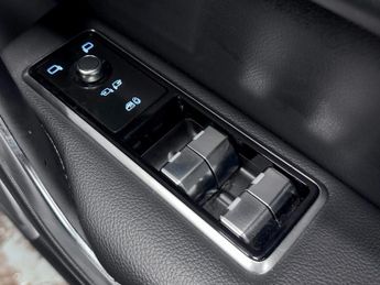 Jaguar F-PACE 2.0 P400e 17.1kWh R-Dynamic S SUV 5dr Petrol Plug-in Hybrid Auto