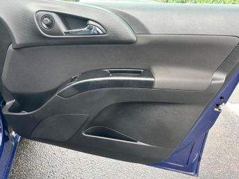 Vauxhall Meriva 1.4i Turbo Exclusiv Auto Euro 6 5dr