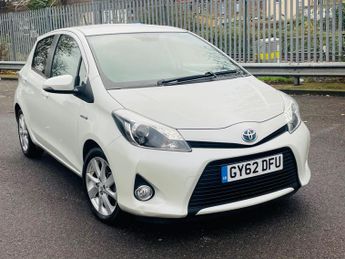 Toyota Yaris 1.5 VVT-h T Spirit CVT Euro 5 5dr
