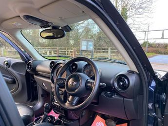 MINI Countryman 2.0 Cooper D Auto ALL4 Euro 5 5dr